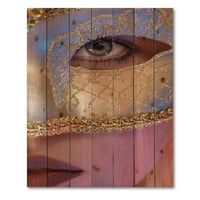 Designart 'Velencei maszk a női arcon' Modern nyomtatás természetes fenyőfán